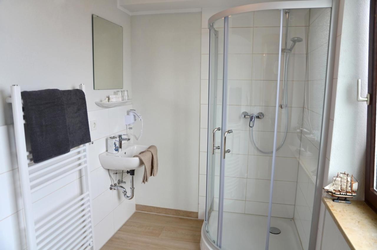 Hotel Zur Seerobbe Cuxhaven Exteriör bild